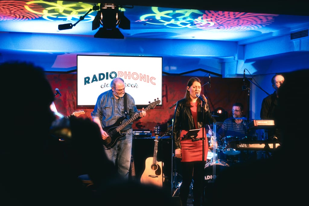 Die Band auf der Bühne im Löf in Remscheid